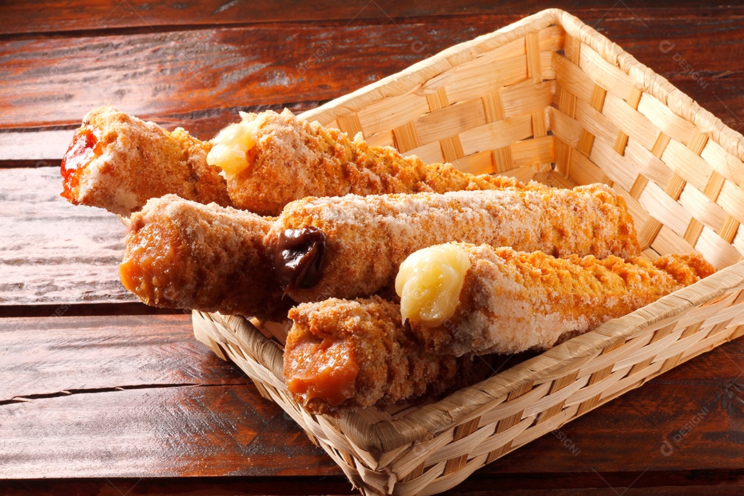 Churros caseiros com vários recheios