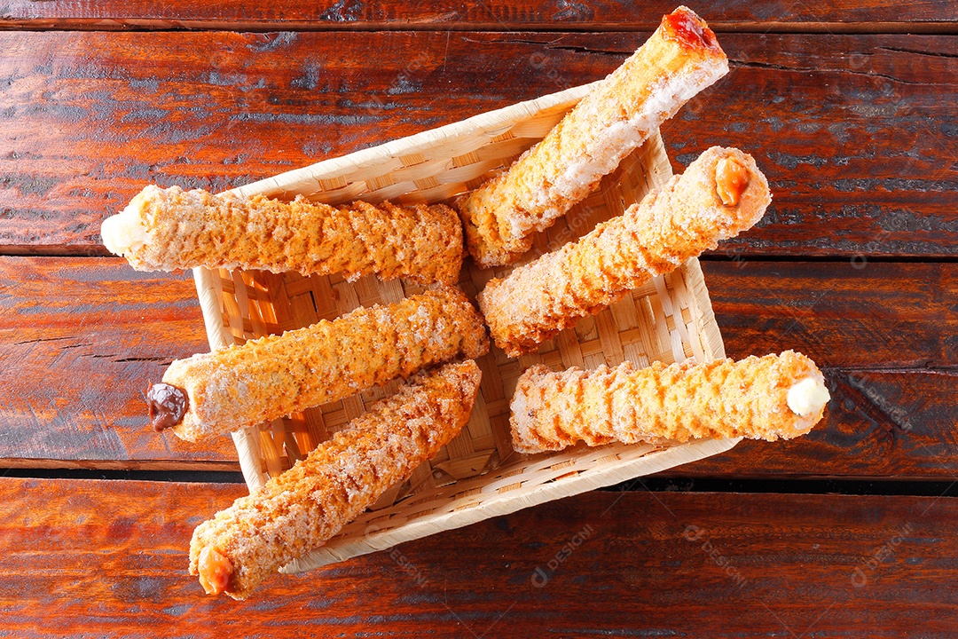 Churros caseiros com vários recheios