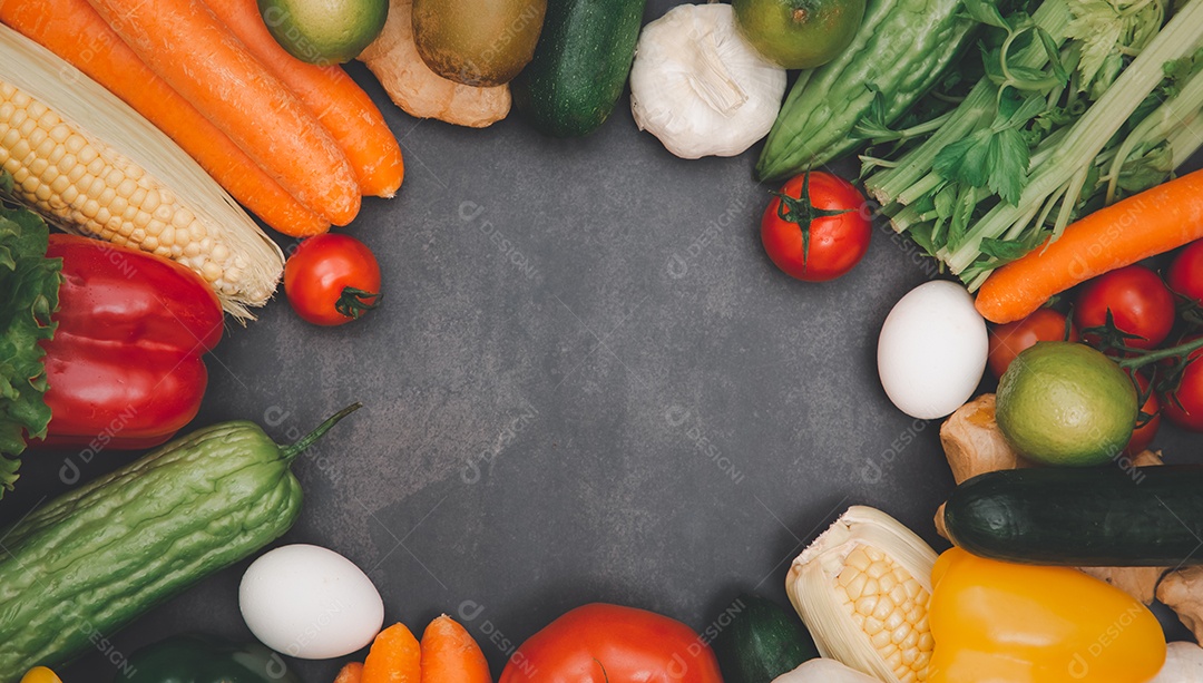 Variedade de fundo de legumes e frutas frescas, alimentos saudáveis