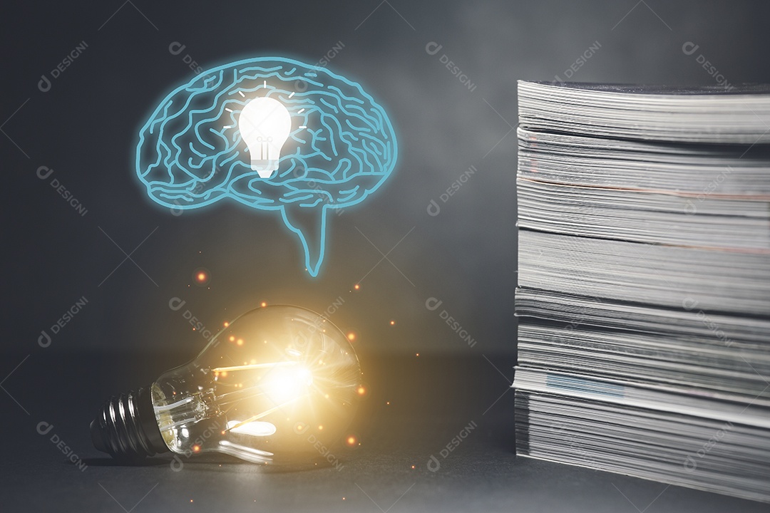 Lâmpada e livro vintage aberto estilo vintage com ícone de cérebro fundo escuro isolado