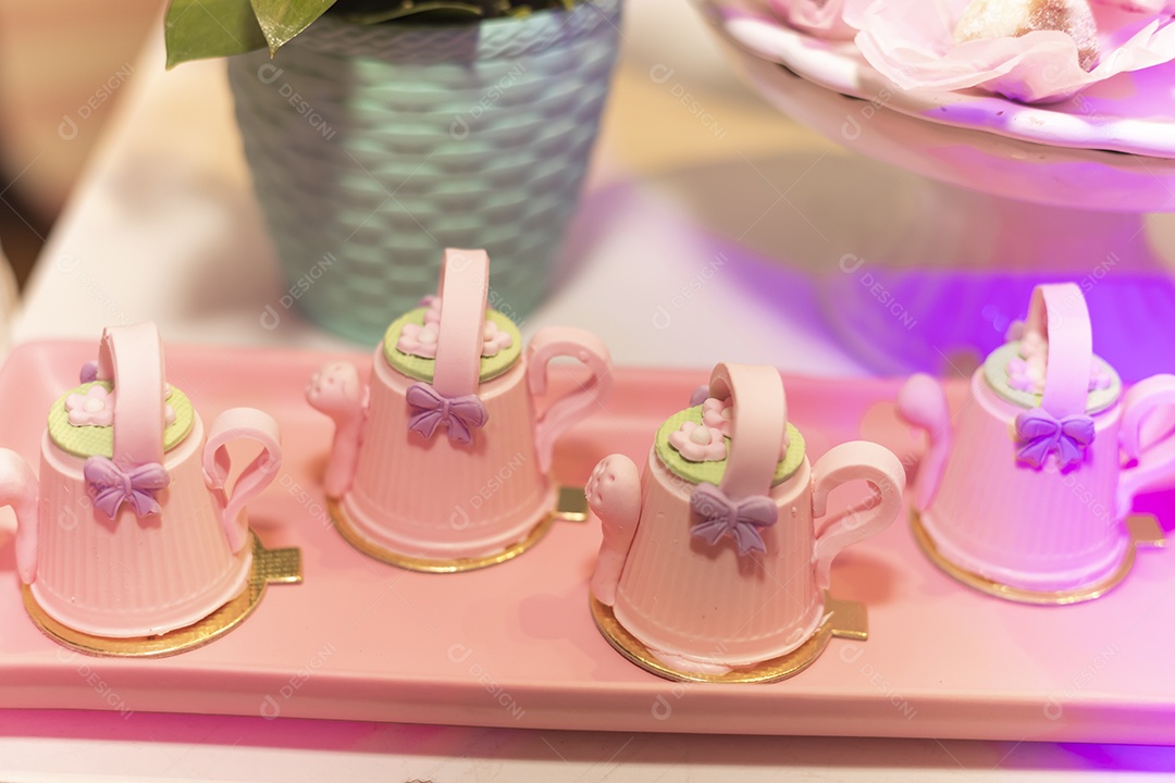 Mesa de aniversario de criança de 1 ano