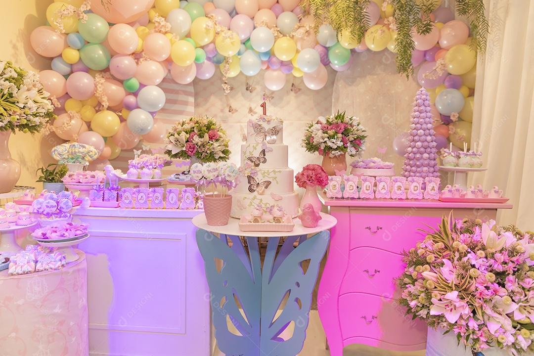 Mesa de aniversario de criança de 1 ano