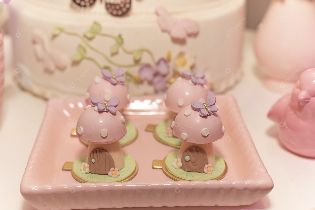 Mesa de aniversario de criança de 1 ano