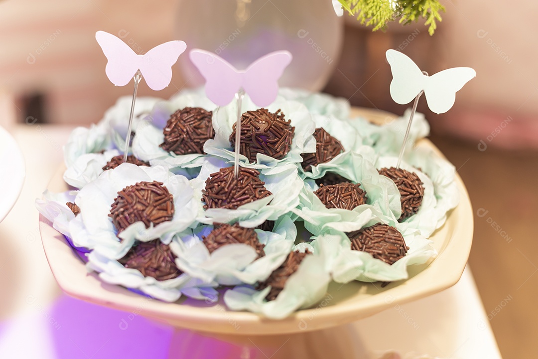 Mesa de aniversario de criança de 1 ano