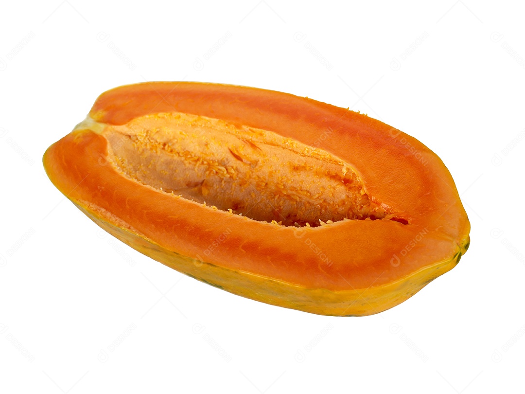 Laranja meio mamão isolado do fundo branco.