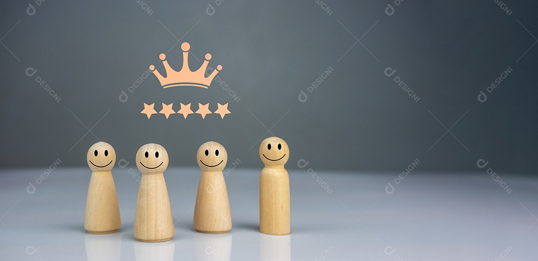 Os melhores serviços empresariais avaliam a experiência do cliente. Satisfação.