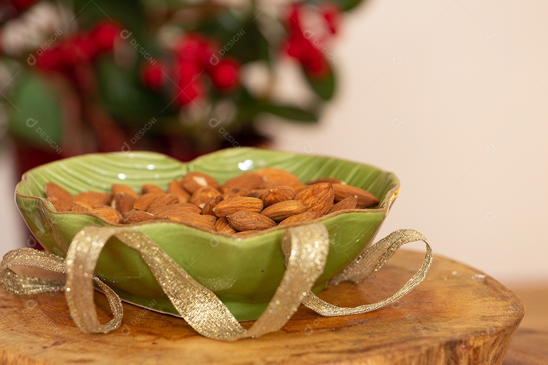 tigela amêndoas - tempo de Natal