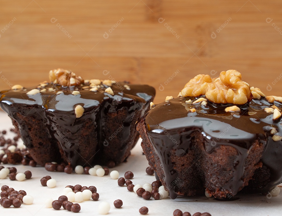 Bolo confeitado de aniversario