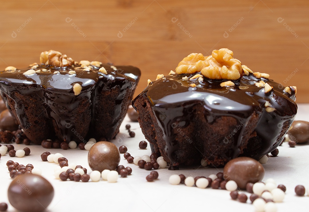 Bolo confeitado de aniversario