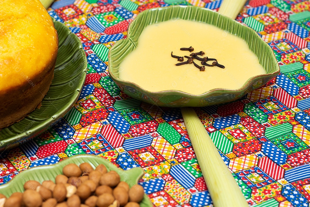 Vários doces da Festa Junina Brasileira