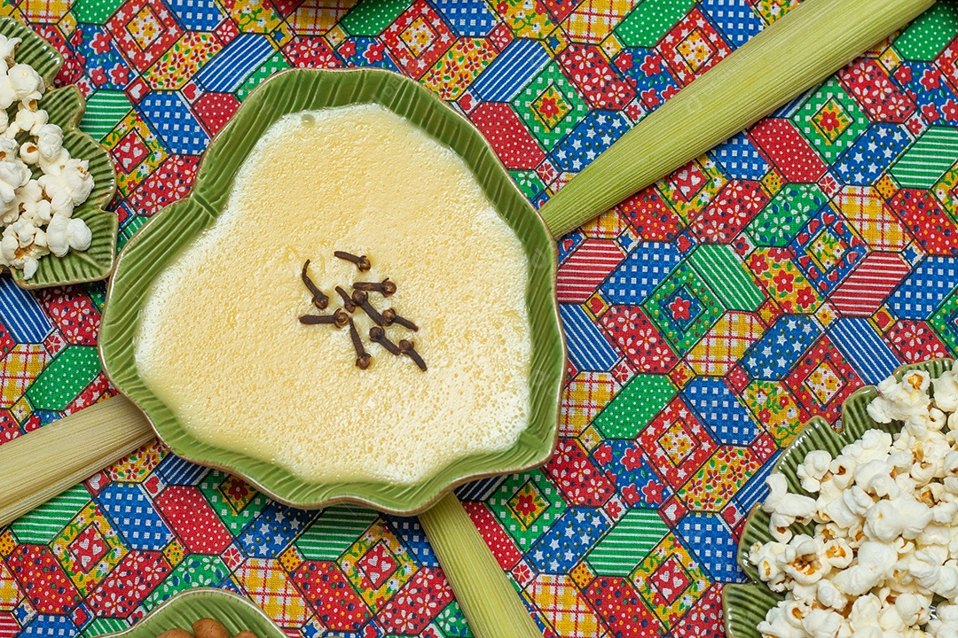 Vários doces da Festa Junina Brasileira