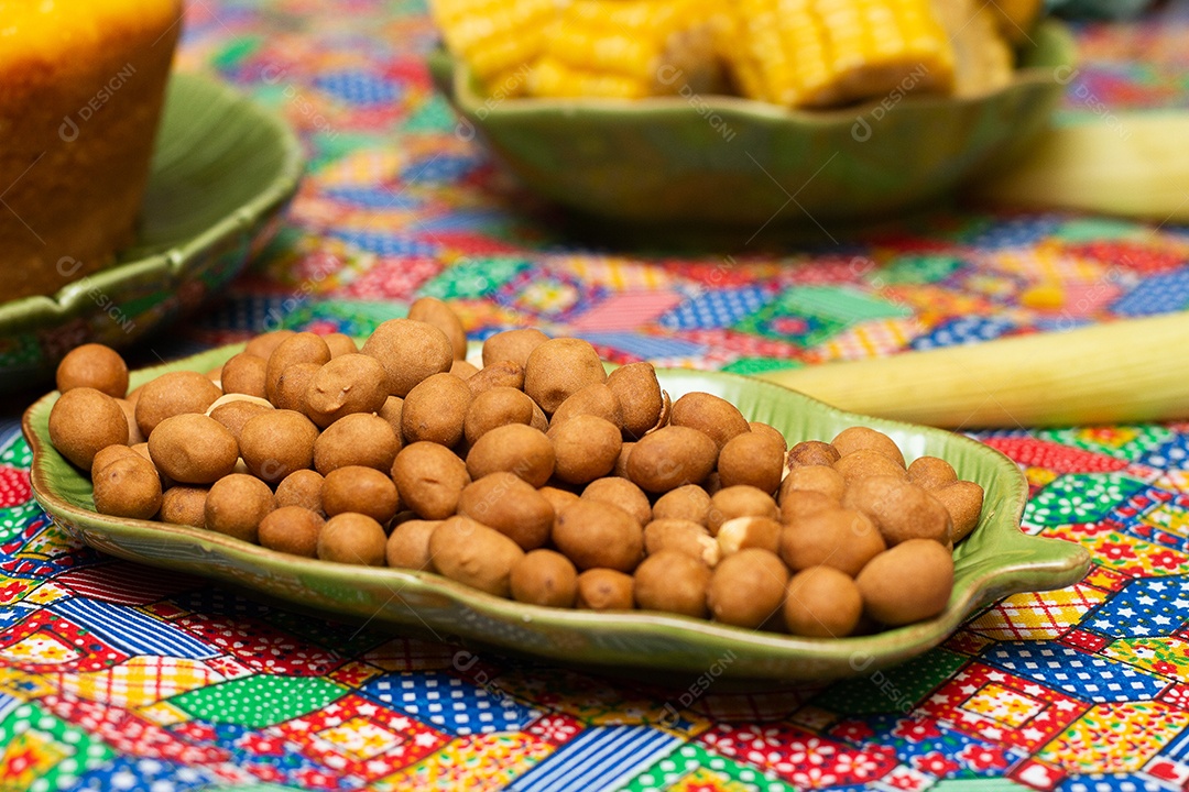 vários doces da Festa Junina Brasileira