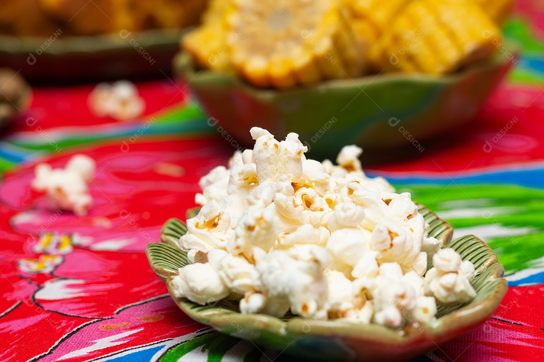 Vários doces da Festa Junina Brasileira