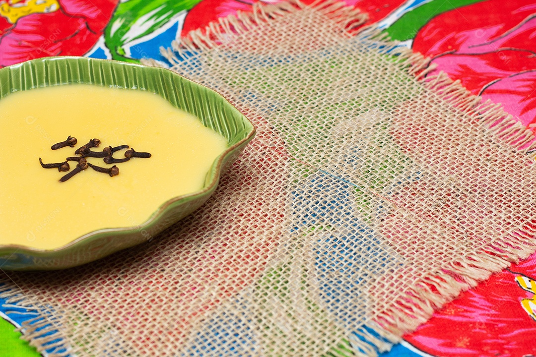 Vários doces da Festa Junina Brasileira