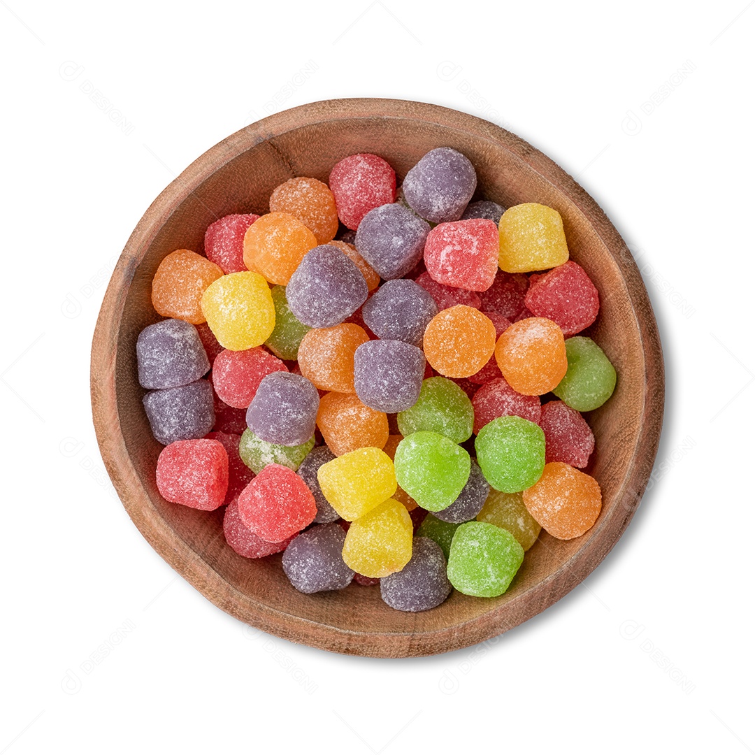 Doces de goma coloridos isolados sobre fundo branco.