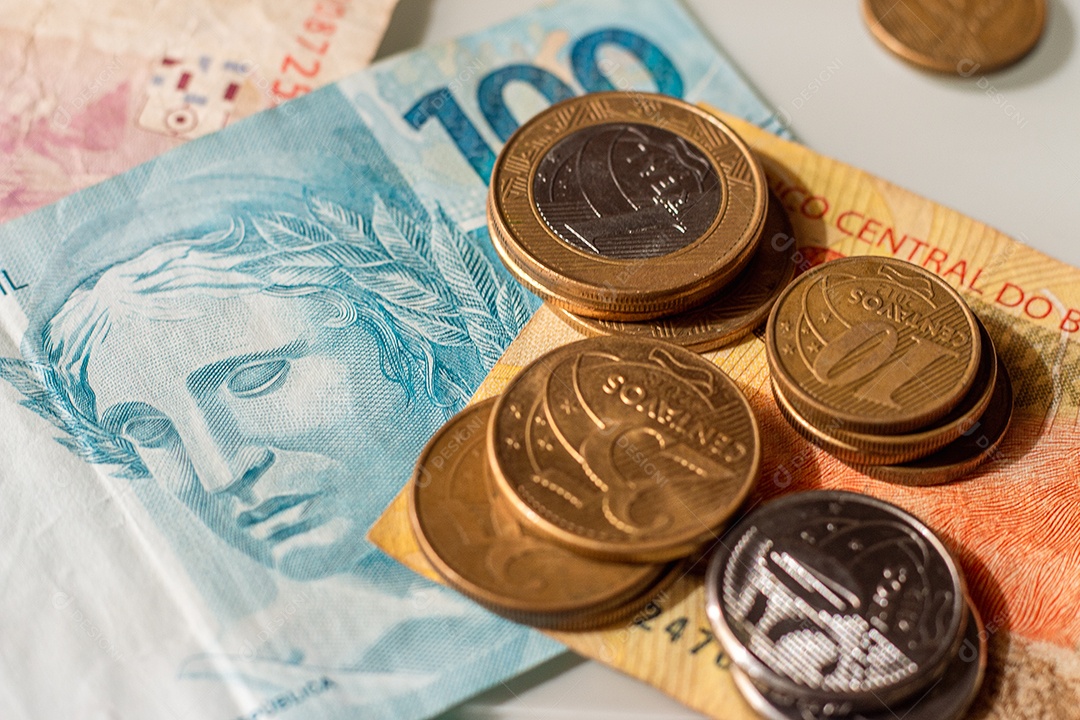 Moedas e cédulas brasileiras