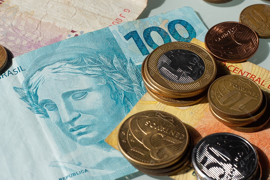 Moedas e cédulas brasileiras