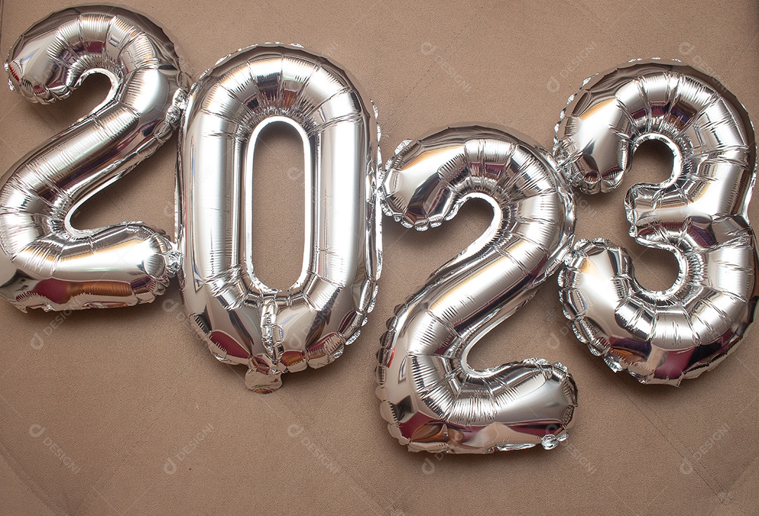 Sinal brilhante escrito 2023 - ano novo