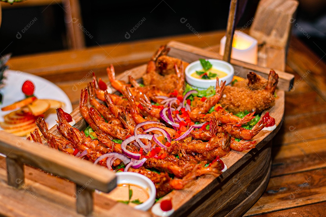 Barca recheadas com frutos do mar