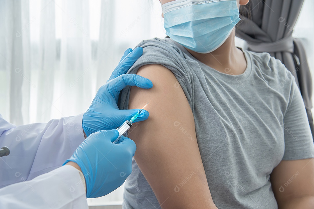 Vacina de vírus de injeção médica Corona para mulheres asiáticas