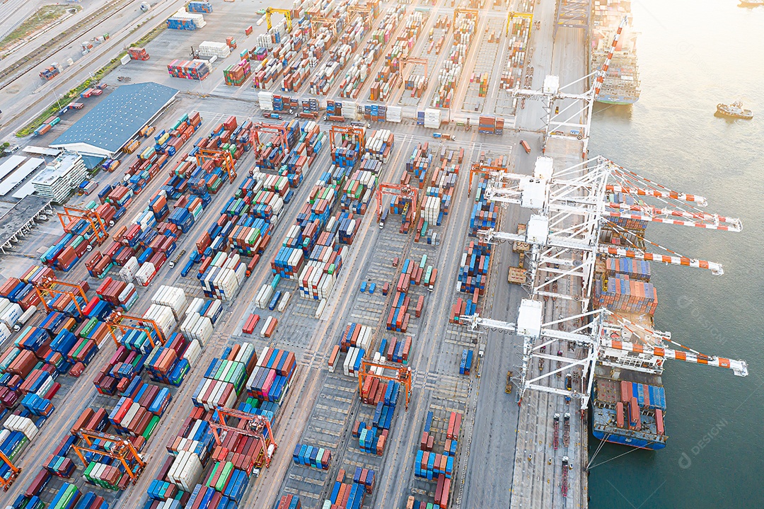 Vista aérea Navio porta-contentores, logística empresarial e cadeia de abastecimento