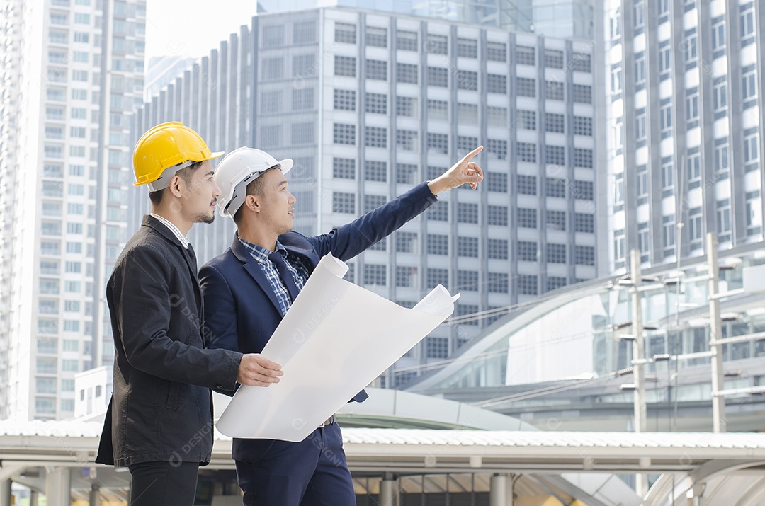 Engenheiros falam sobre o projeto de construção no local