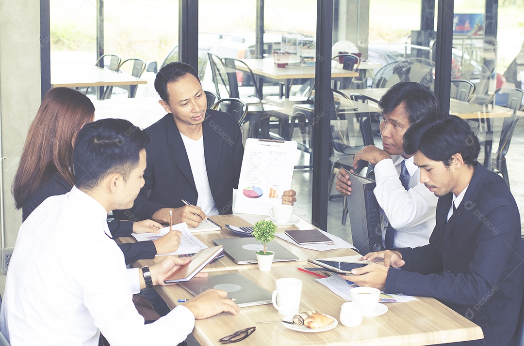 Conferência e apresentação de negócios