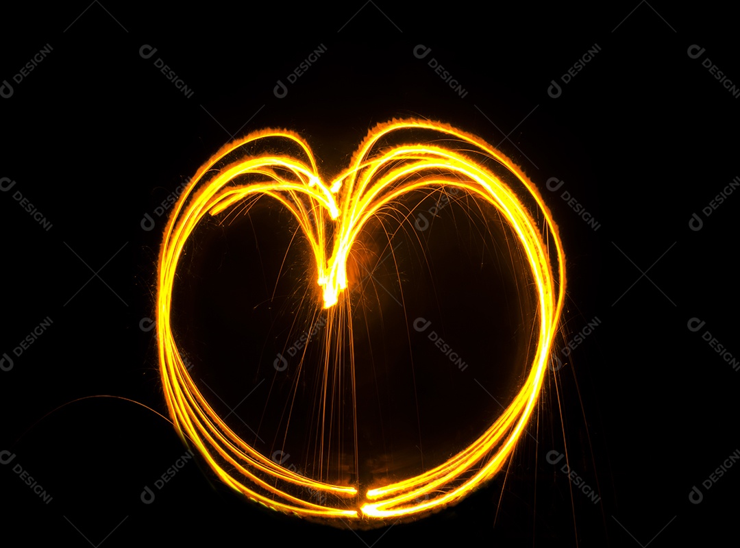 coração de pintura clara no fundo traseiro