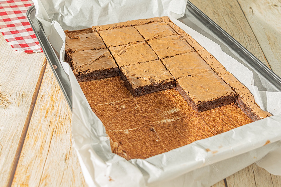 delicioso brownie de chocolate caseiro sobre a mesa, deliciosa sobremesa saborosa