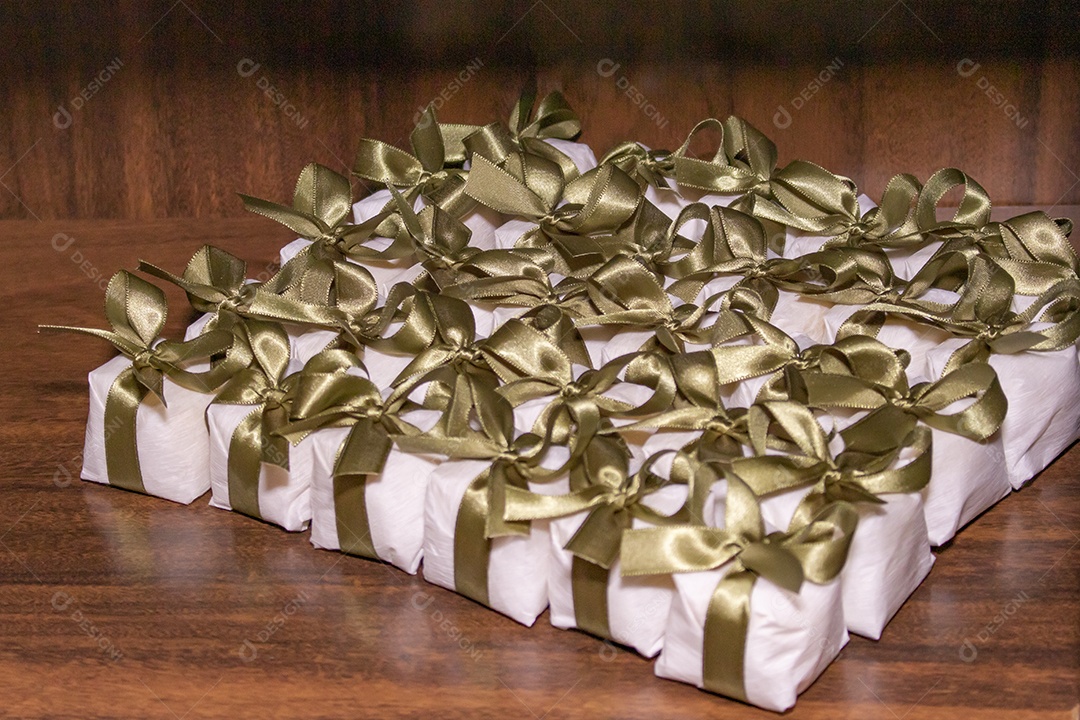 Enfeites de brigadeiros casamento