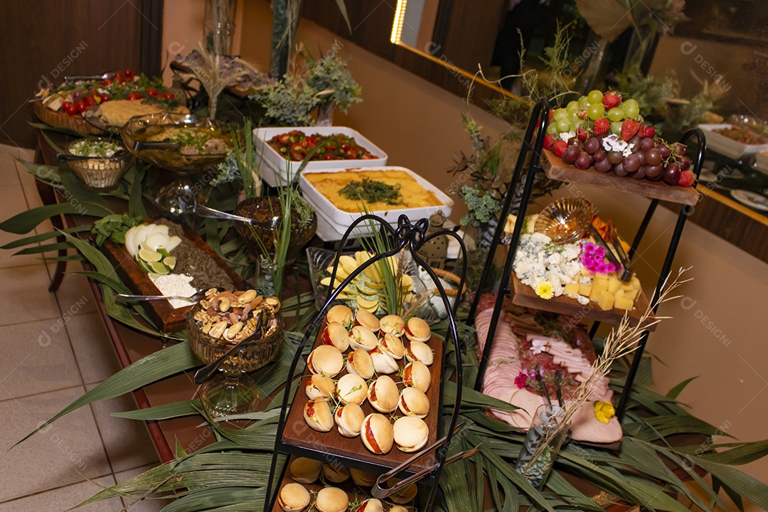 Banquete comidas para festas de casamento