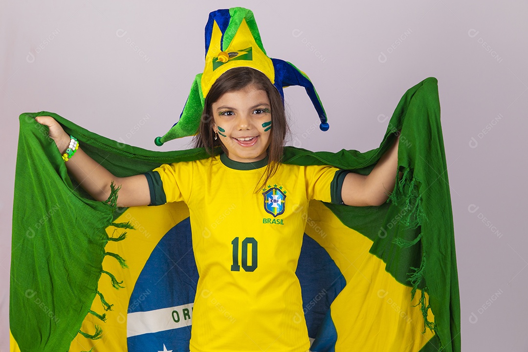 Linda garotinha jovem brasileira torcedora copa do mundo Futebol