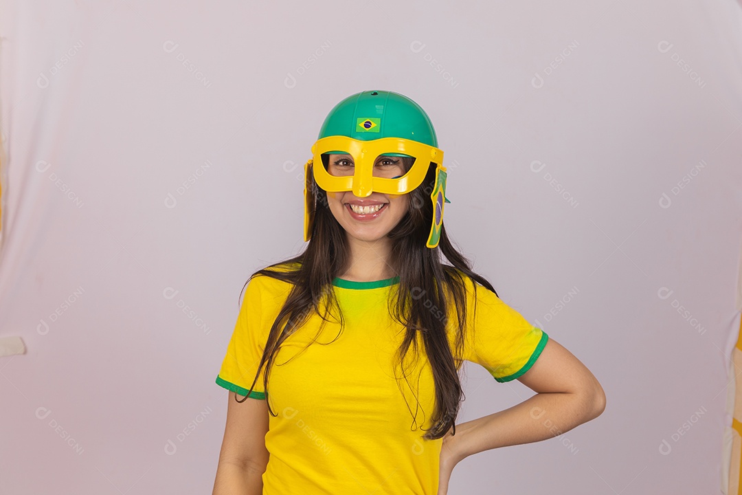 Linda Mulher jovem brasileira torcedora copa do mundo Futebol