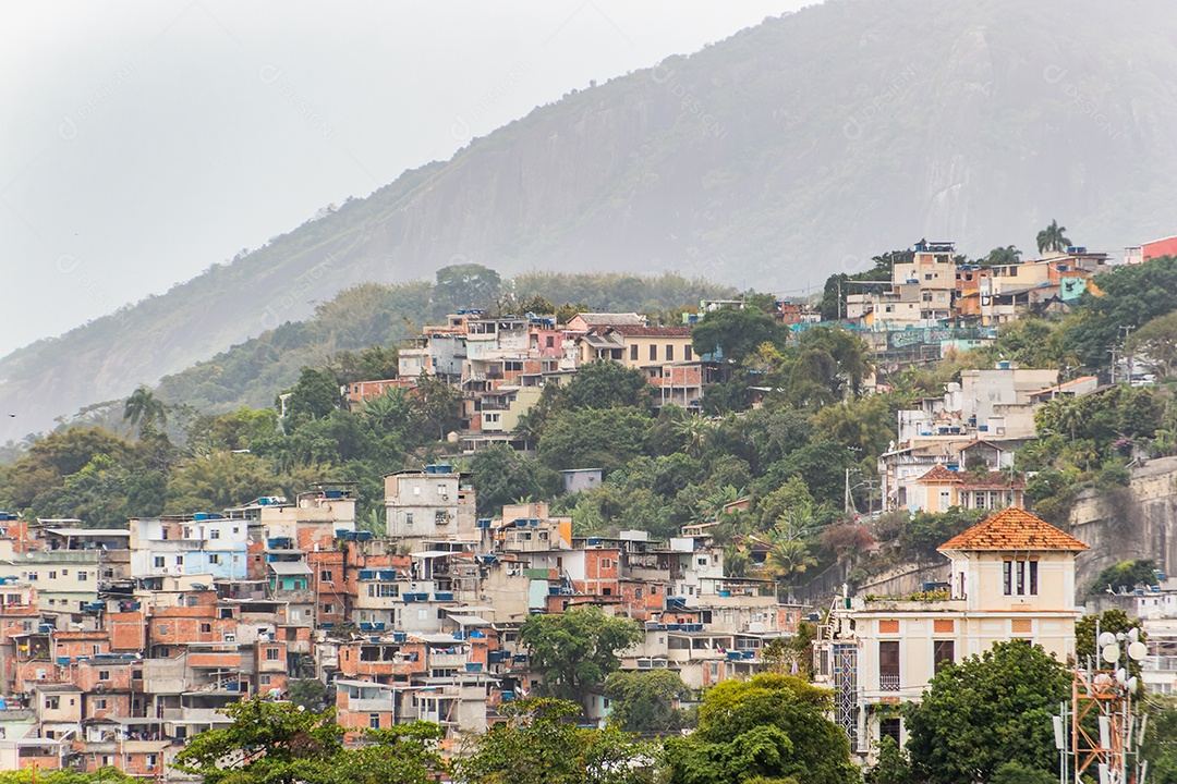 Favela Santo Amaro no Rio de Janeiro.