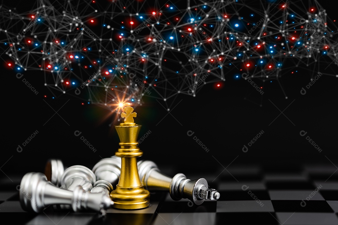 Xadrez rei dourado para lutar contra o sucesso do xadrez prateado a bordo. Fundo de rede de linha de tecnologia. Conceito de estratégia de gestão ou liderança.