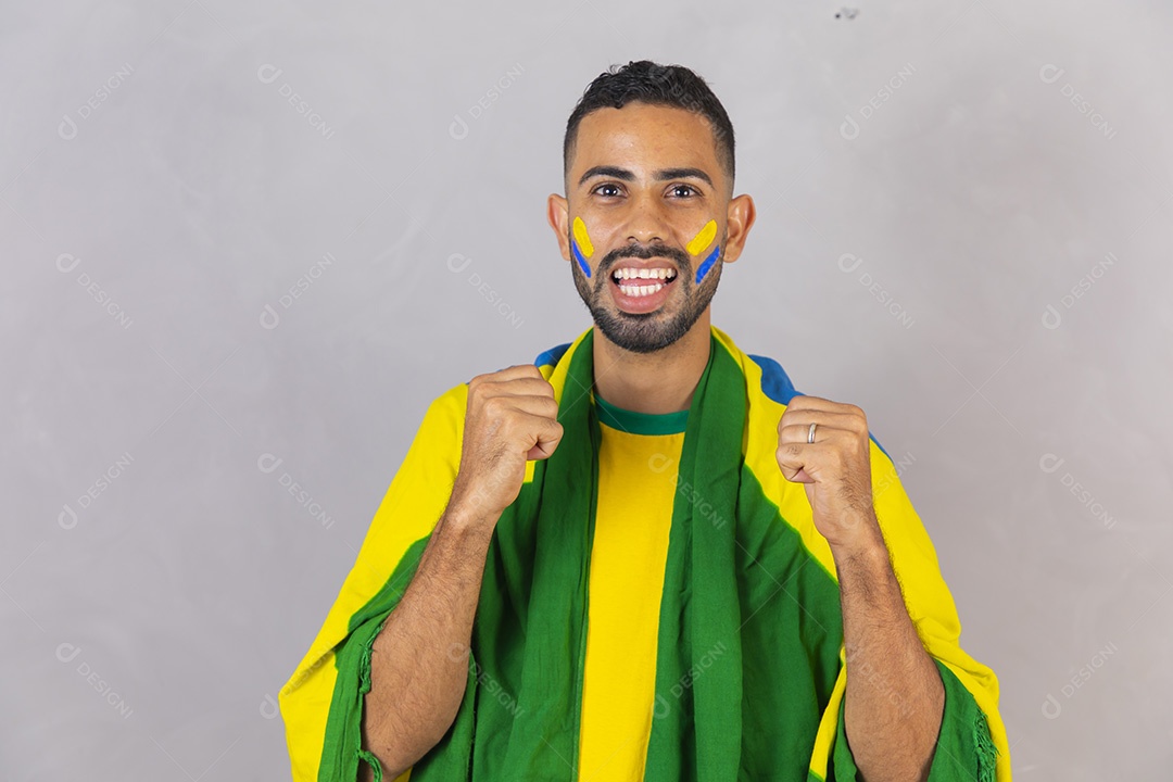 Homem brasileiro jovem torcedor do brasil