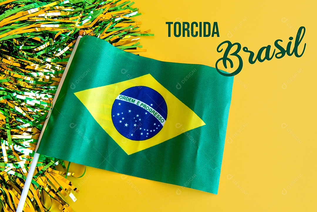 Bandeira brasileira em fundo amarelo, 7 de setembro, ind do Brasil
