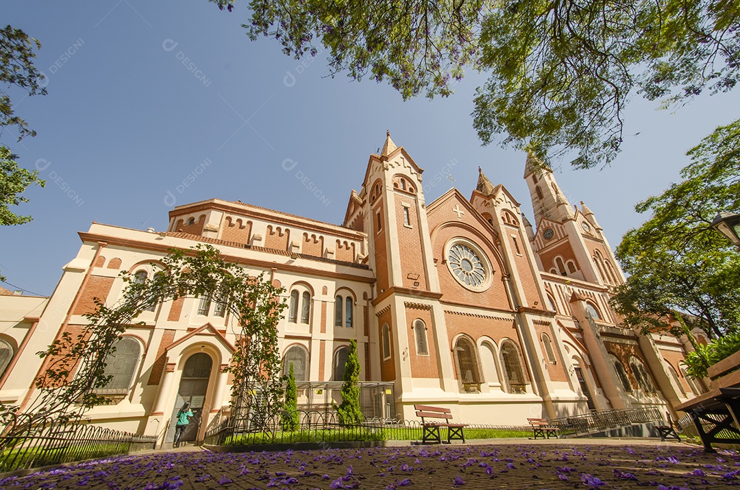 Fachada de igreja católica