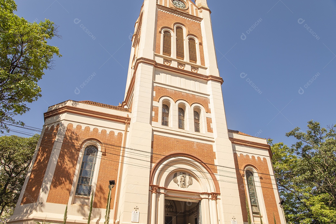 Fachada de igreja católica