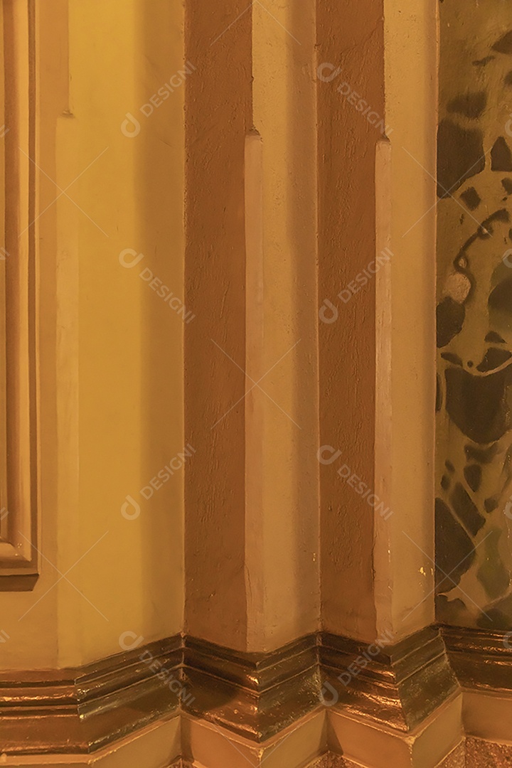 Pilates sobre um grande edifício