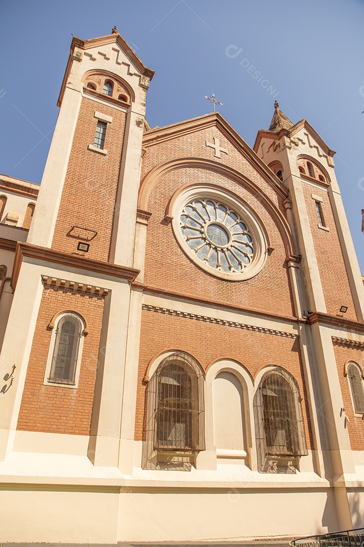 Fachada de igreja católica