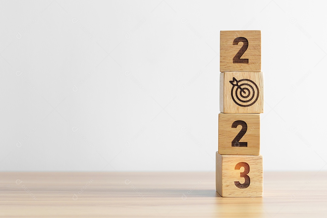 Bloco de 2023 com ícone de alvo. Objetivo, Alvo, Resolução, Estratégia