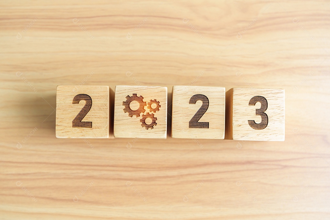 Bloco 2023 com ícone de engrenagem. Processo de negócios, equipe, trabalho em equipe