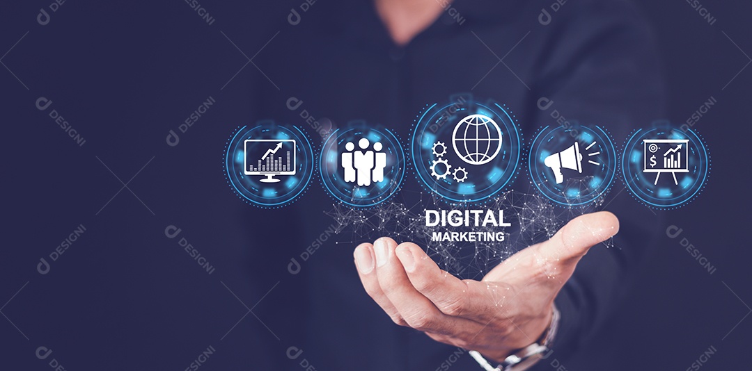 Mão mostra o sinal e o ícone do anunciante de internet de marketing digital