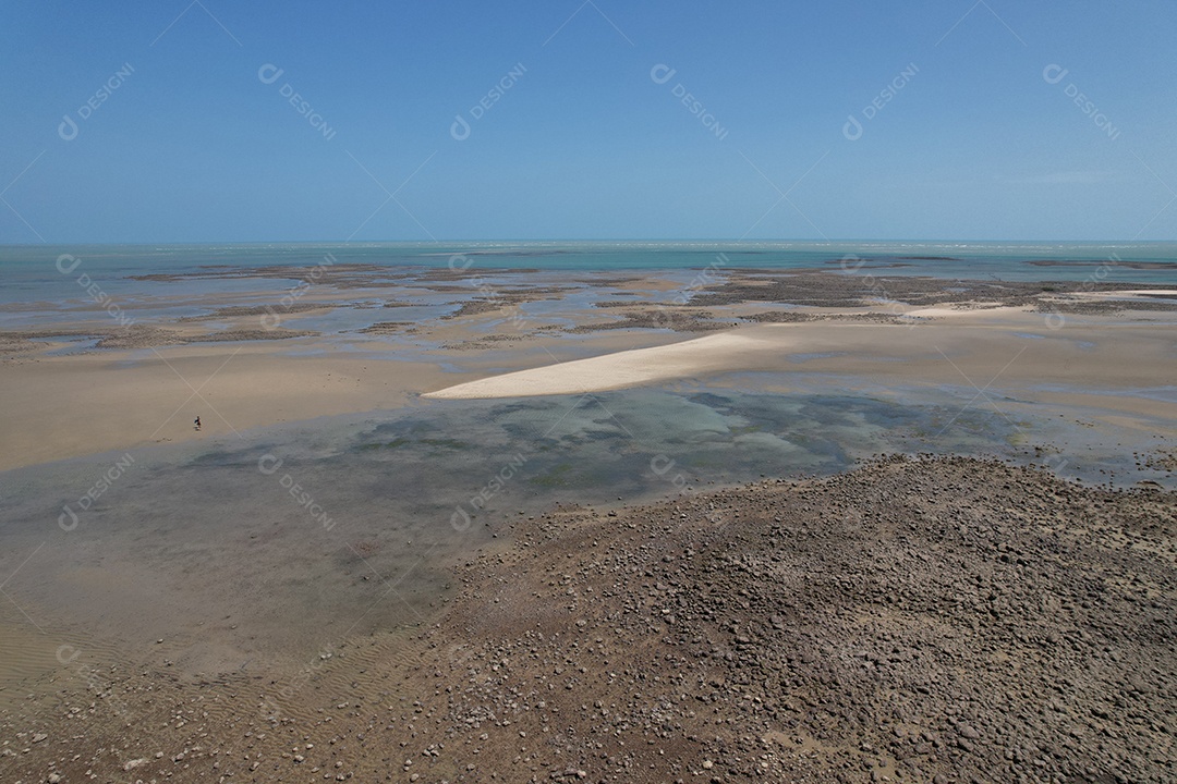 Paisagem praia sobre dia ensolarado