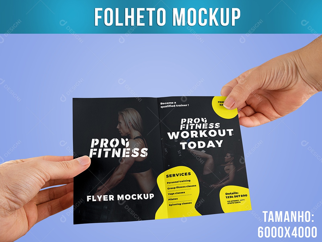 Folheto Mockup Mão PSD