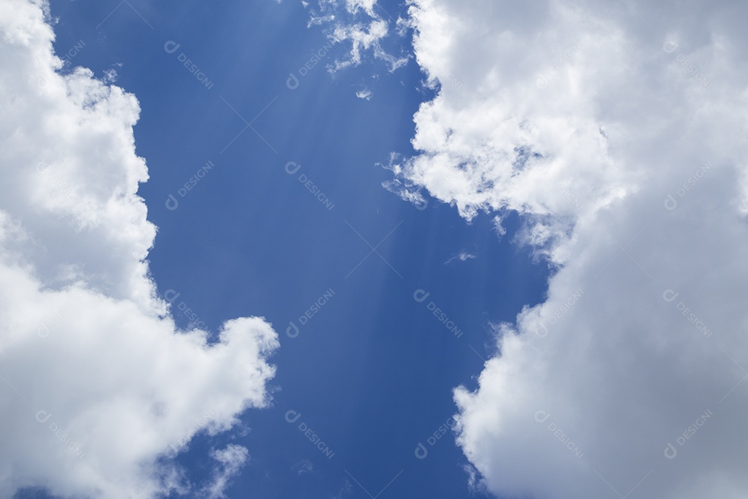 Céu azul e o céu nublado