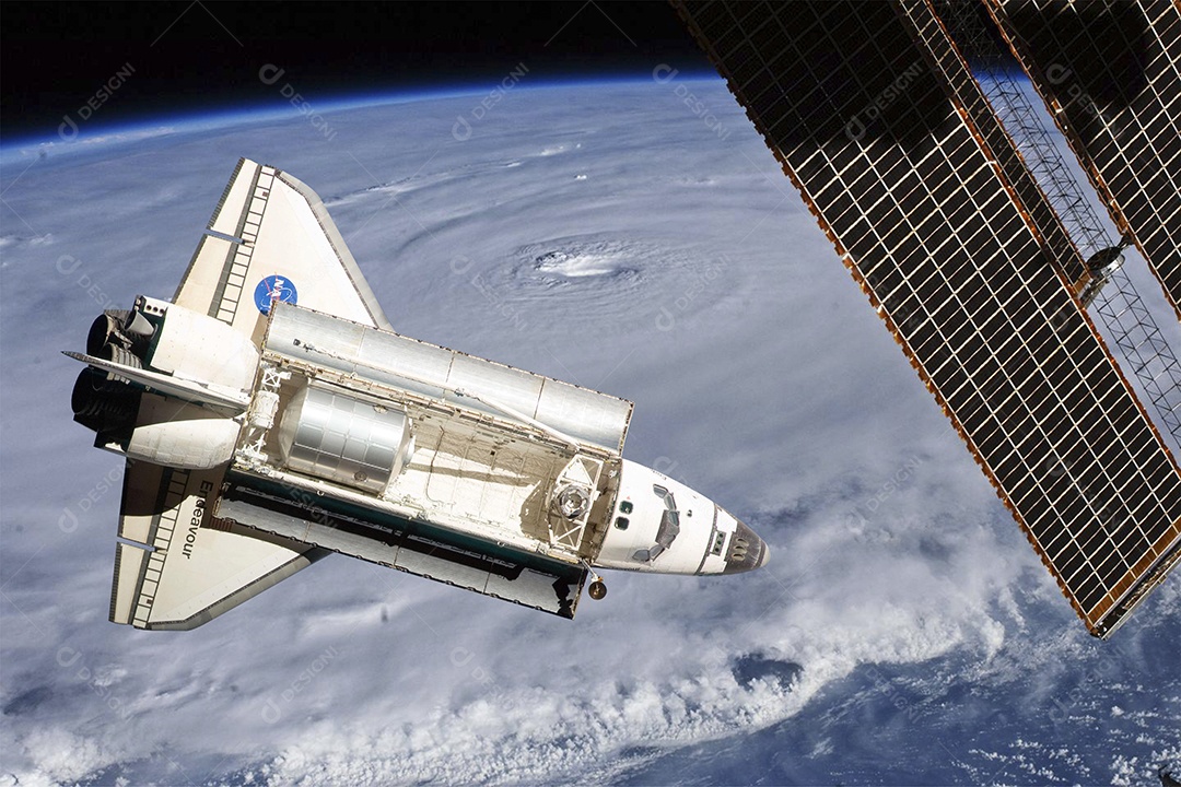 Ônibus espacial orbitando a Terra. Elementos desta imagem fornecidos pela NASA.