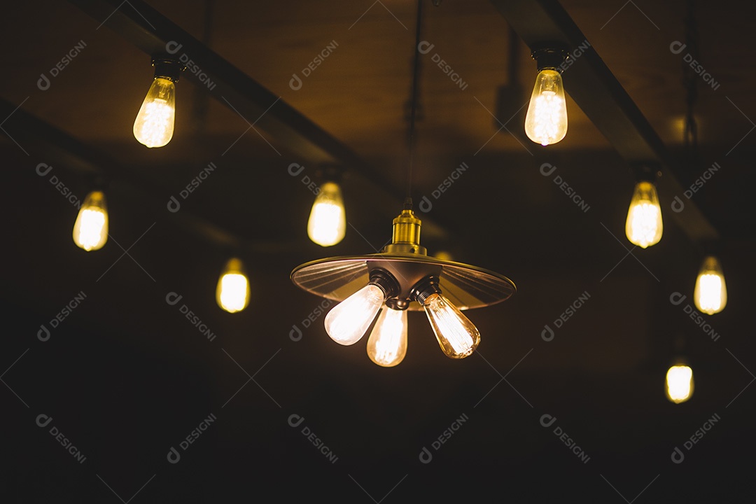 Linda decoração retrô de luz de luxo brilhante. Cores vintage. Foco suave