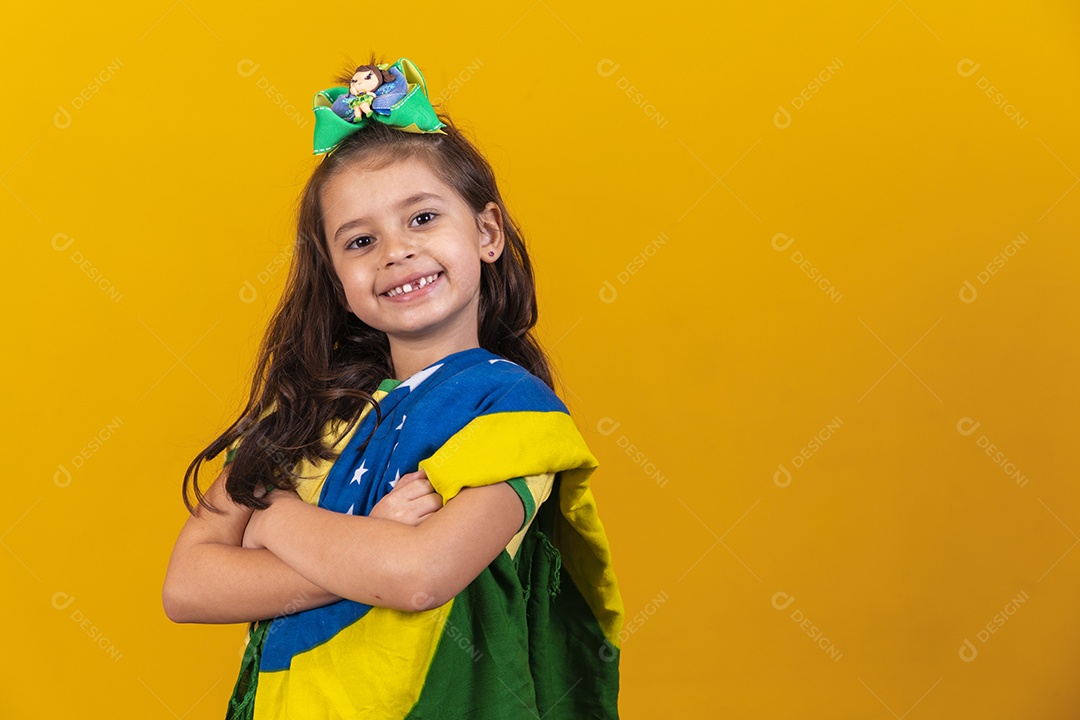 Linda menina criança torcedora do brasil Copa Do Mundo